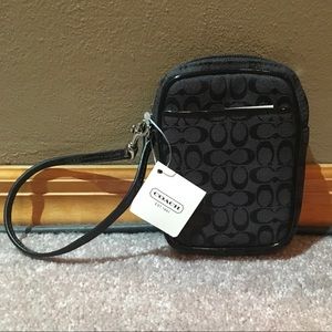 Women’s Mini Coach Wristlet